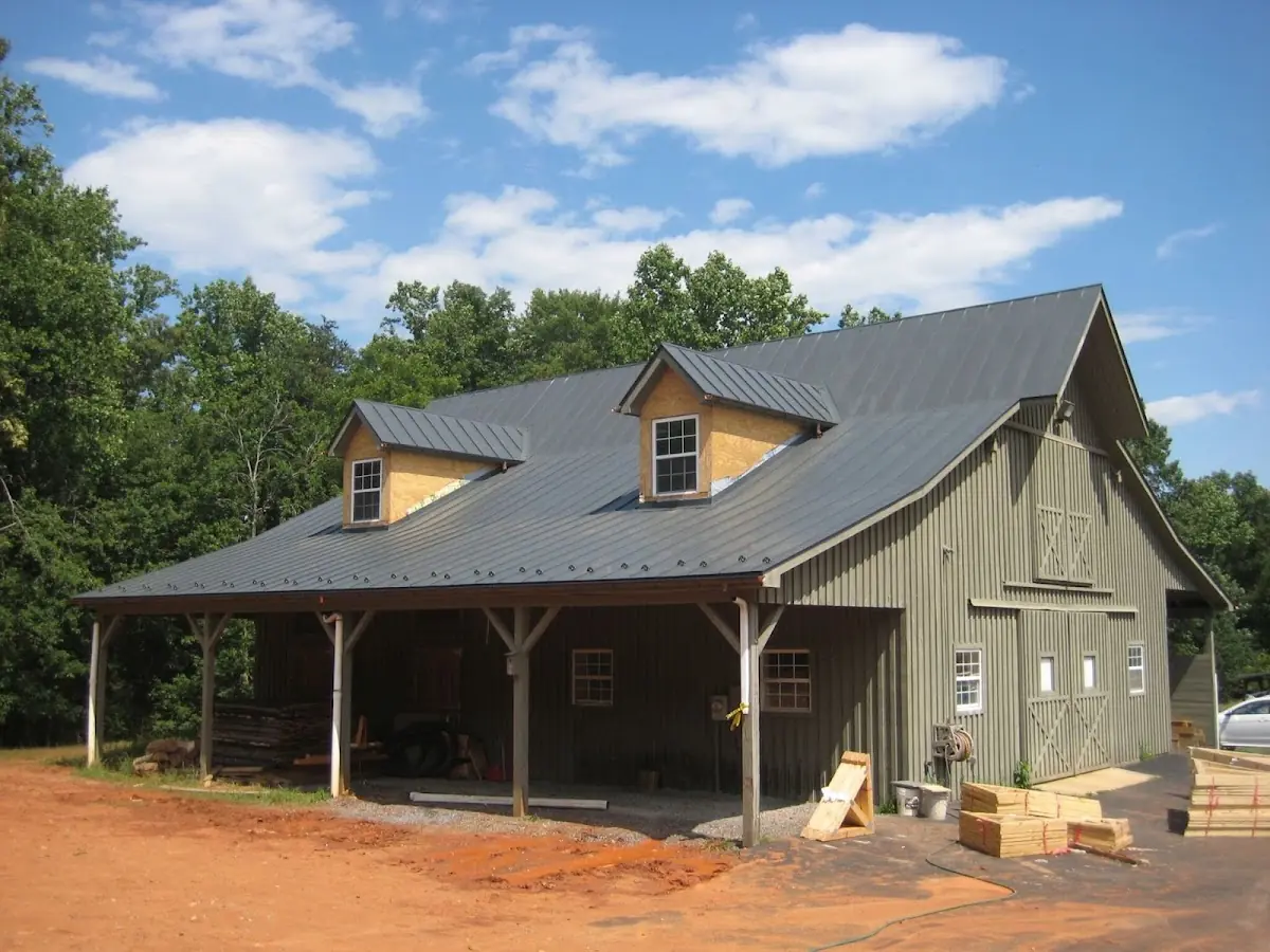 Expert Roof Coating workmanship in Imperial Courts